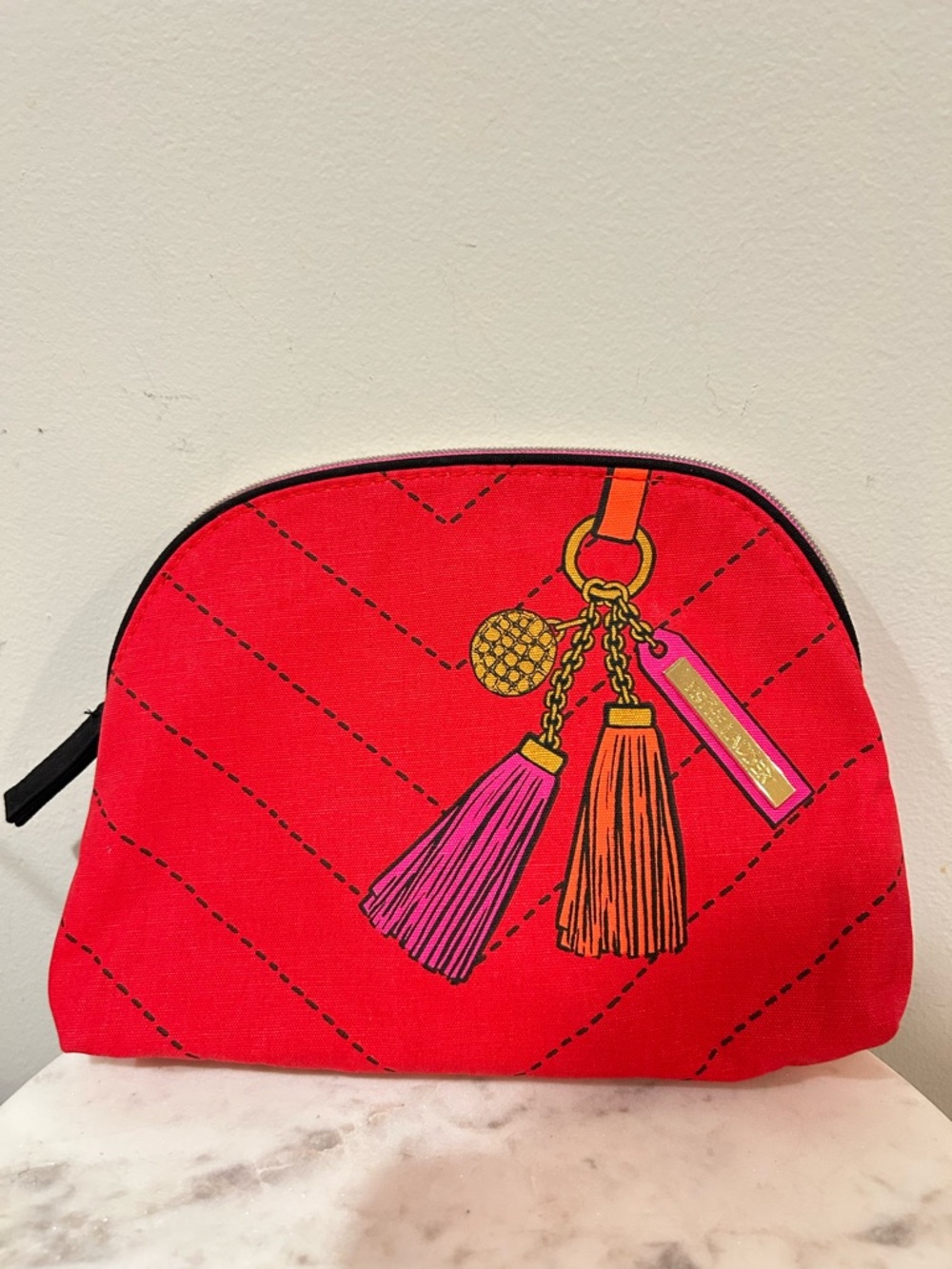Estee Lauder Cosmetics Makeup Travel Bag from the Beauty of Illusion Collection